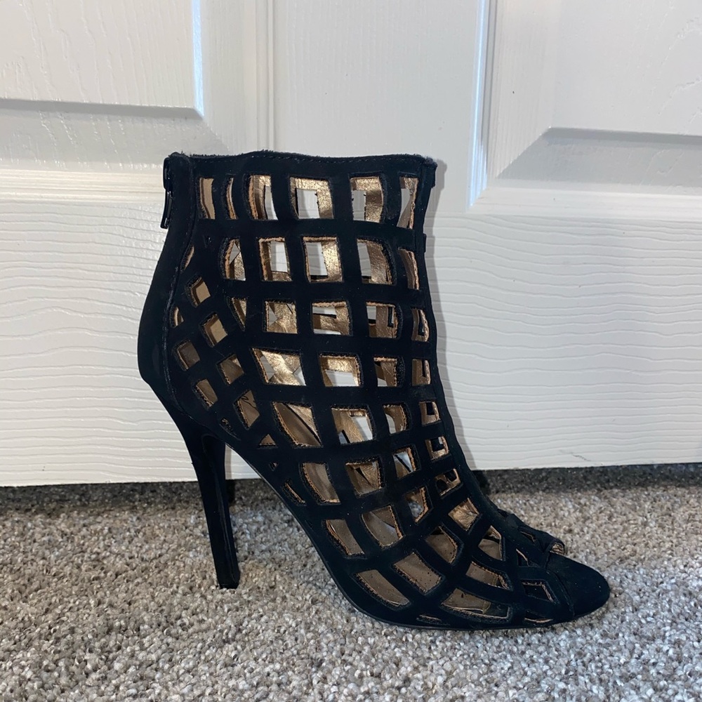 Cage heels. - Picture 5 of 9